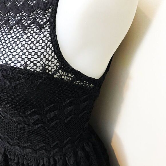 STRETCH lace sweetheart sleeveless dress - Picture 2 of 8